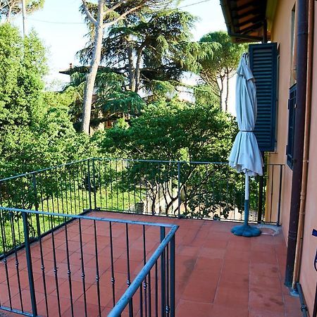 Chic Apt In Villa - Dolcevita Holiday Florence Luaran gambar